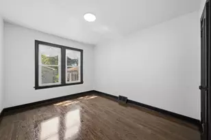 6604 S Rockwell St, Chicago, IL 60629 - Photo 15