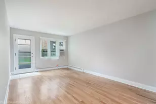 651 South Blvd, Oak Park, IL 60302 - Photo 9