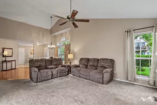 1628 Columbia Cir, Bartlett, IL 60103 - Photo 5