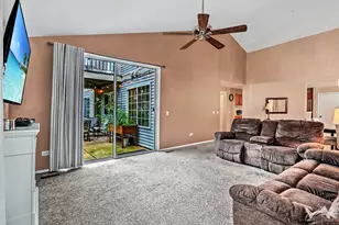 1628 Columbia Cir, Bartlett, IL 60103 - Photo 7