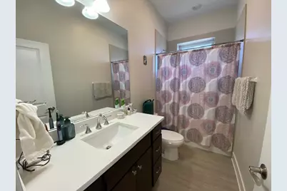4812 W Montrose Avenue #B03, Chicago, IL 60641 - Photo 13