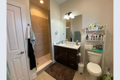 4812 W Montrose Avenue #B03, Chicago, IL 60641 - Photo 11