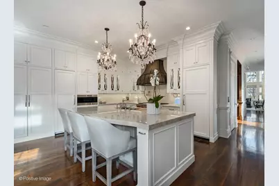 3026 N Lake Shore Drive, Chicago, IL 60657 - Photo 9