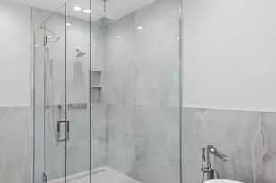 6022 N Ionia Ave, Chicago, IL 60646 - Photo 21