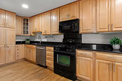 917 Hamlin Street, Evanston, IL 60201 - Photo 5