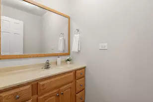 917 Hamlin St, Evanston, IL 60201 - Photo 7