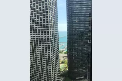 400 E Randolph Street #3721, Chicago, IL 60601 - Photo 11