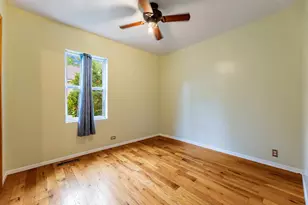 115 N State St, Glenwood, IL 60425 - Photo 15