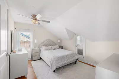 5126 N Mulligan Avenue, Chicago, IL 60630 - Photo 17