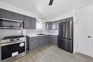 15207 Waterman Dr, South Holland, IL 60473 - Photo 13
