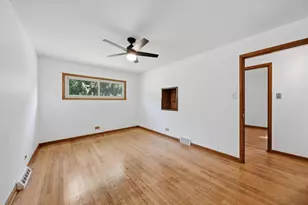 15207 Waterman Dr, South Holland, IL 60473 - Photo 17
