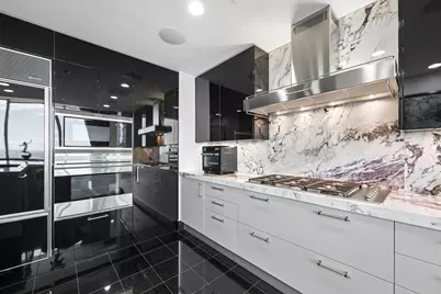 401 N Wabash Avenue #85B, Chicago, IL 60611 - Photo 15