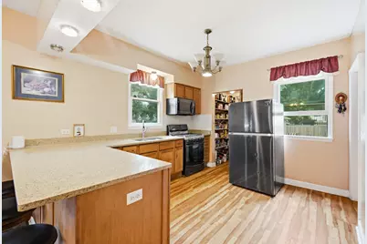 459 N Spring Street, Elgin, IL 60120 - Photo 7