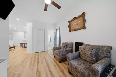 348 E 41st Street #1, Chicago, IL 60653 - Photo 3