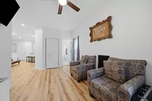 348 E 41st St, Chicago, IL 60653 - Photo 3