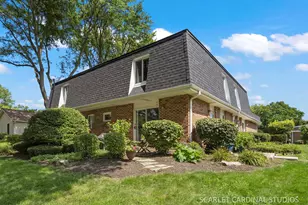 417 Sunnybrook Ln, Wheaton, IL 60187 - Photo 1