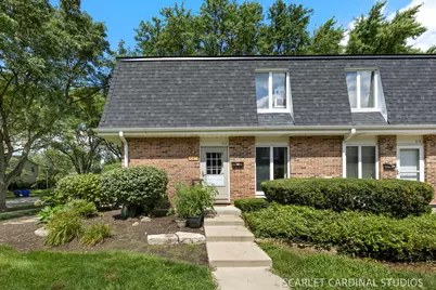 417 Sunnybrook Lane, Wheaton, IL 60187 - Photo 3