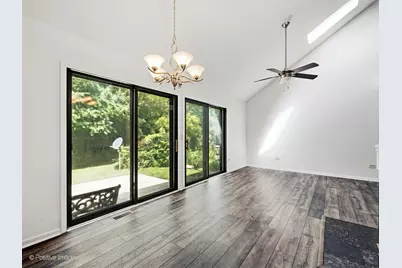 2850 Brighton Court, Westchester, IL 60154 - Photo 5