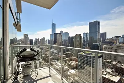 303 W Ohio Street #2004, Chicago, IL 60654 - Photo 9