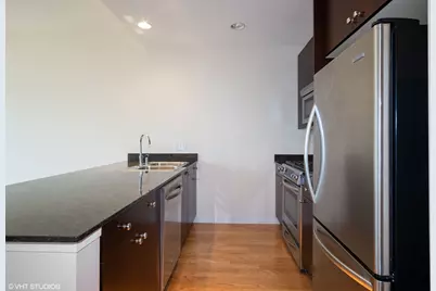 303 W Ohio Street #2004, Chicago, IL 60654 - Photo 3