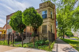 856 N Lawndale Ave, Chicago, IL 60651 - Photo 1