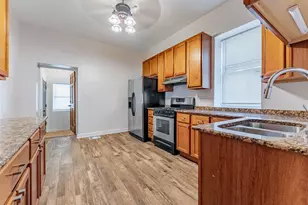 856 N Lawndale Ave, Chicago, IL 60651 - Photo 5