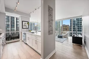 505 N McClurg Ct, Chicago, IL 60611 - Photo 23