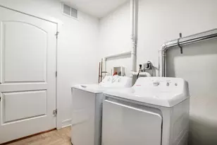 524 155th St, Calumet City, IL 60409 - Photo 21
