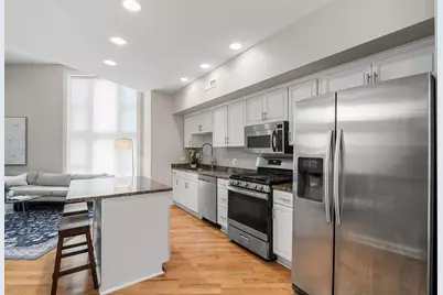 3250 N Lincoln Avenue #C, Chicago, IL 60657 - Photo 7