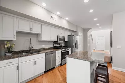 3250 N Lincoln Avenue #C, Chicago, IL 60657 - Photo 9