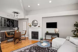 3250 N Lincoln Ave, Chicago, IL 60657 - Photo 13