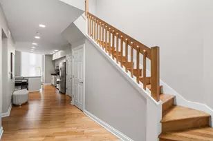 3250 N Lincoln Ave, Chicago, IL 60657 - Photo 5