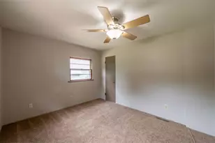 539 Central Ave, Genoa, IL 60135 - Photo 11