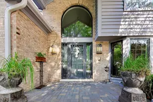 1309 S Pine Ave, Arlington Heights, IL 60005 - Photo 3