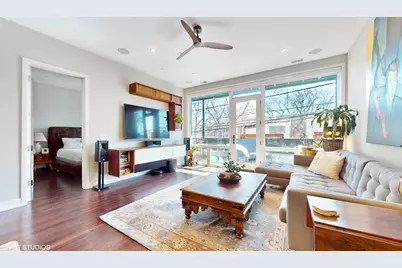 2335 W Chicago Avenue #2R, Chicago, IL 60622 - Photo 3