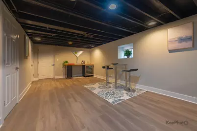 9350 S Manistee Avenue, Chicago, IL 60617 - Photo 25