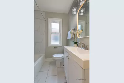 9350 S Manistee Avenue, Chicago, IL 60617 - Photo 23