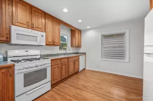 221 Sunset Terrace, Crystal Lake, IL 60014 - Photo 13