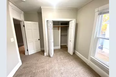 612 1/2 E Chestnut Street #2, Bloomington, IL 61701 - Photo 11