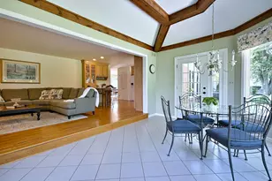 9 Dover Dr, Oak Brook, IL 60523 - Photo 29