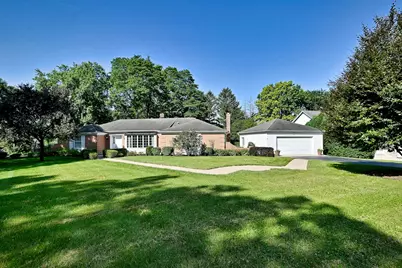 9 Dover Drive, Oak Brook, IL 60523 - Photo 1
