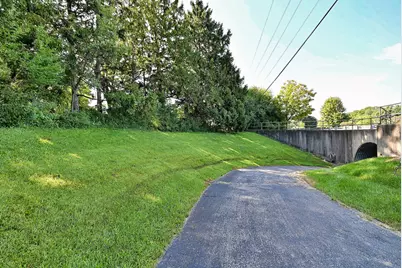 9 Dover Drive, Oak Brook, IL 60523 - Photo 59