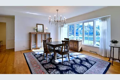9 Dover Drive, Oak Brook, IL 60523 - Photo 11