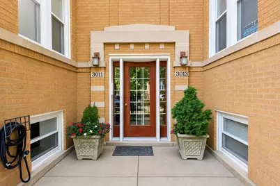 3011 W Gunnison Street #1W, Chicago, IL 60625 - Photo 1