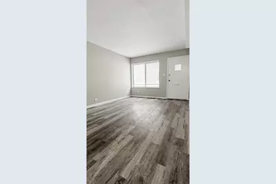 7122 S Parnell Avenue #B, Chicago, IL 60621 - Photo 3