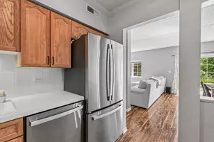 55 S Hale St, Palatine, IL 60067 - Photo 15