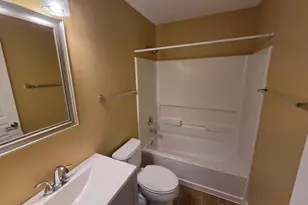 107 Driscoll Ln, Wood Dale, IL 60191 - Photo 11