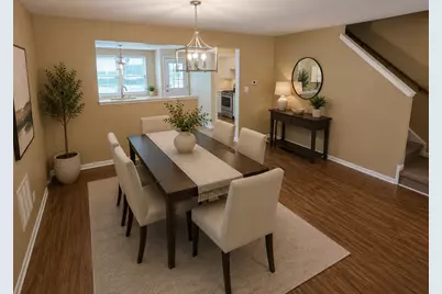 107 Driscoll Lane, Wood Dale, IL 60191 - Photo 5