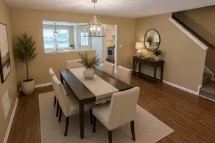 107 Driscoll Ln, Wood Dale, IL 60191 - Photo 5