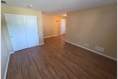 107 Driscoll Lane, Wood Dale, IL 60191 - Photo 25